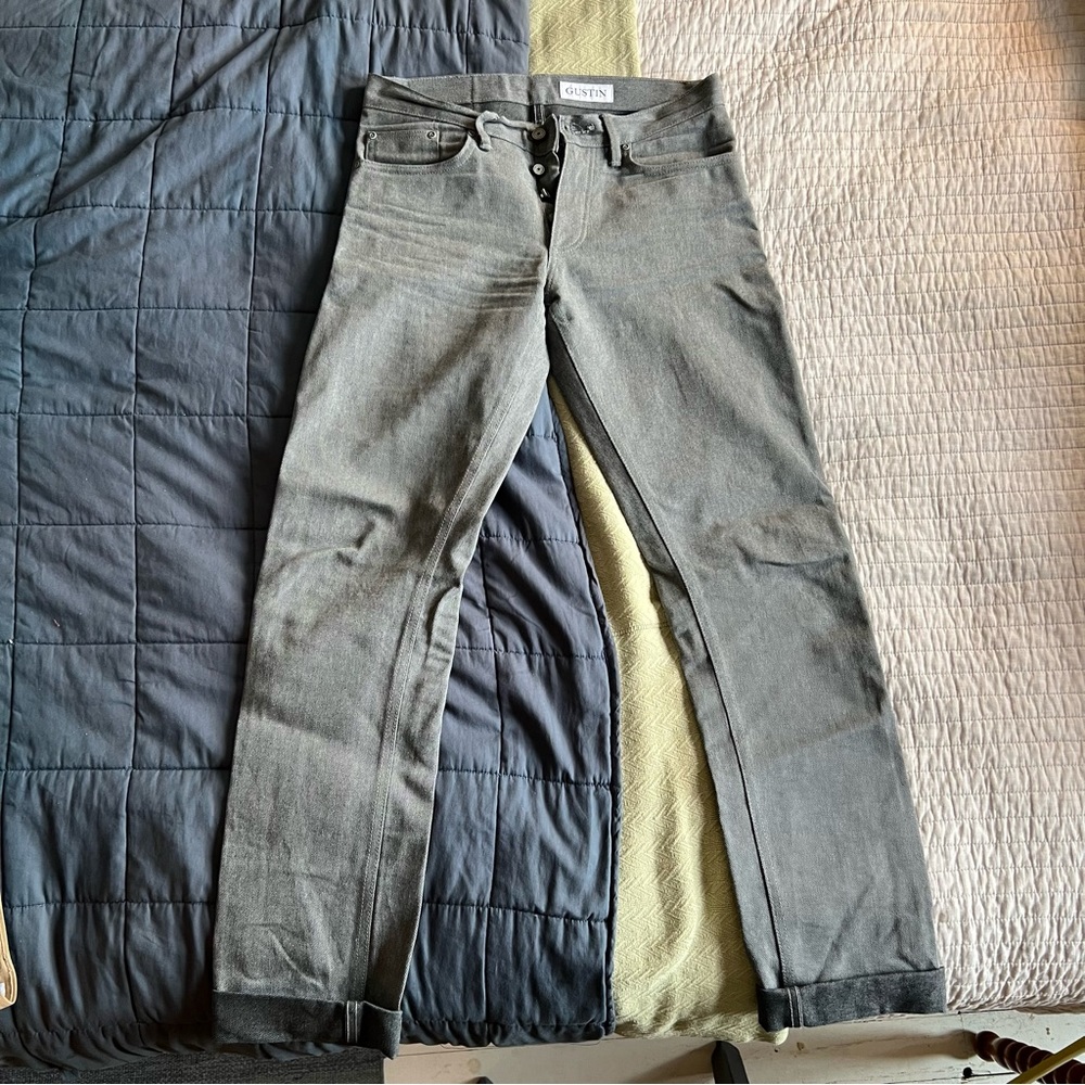 Gustin Straight Fit Selvedge Jean in Grey Granite Denim